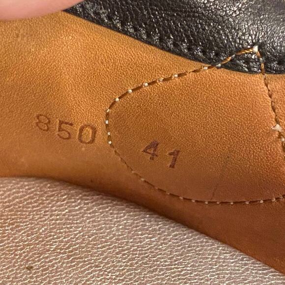 P. Monjo Silver and Black Leather Buckle Sandals Made in Spain Size 7 - Picture 5 of 9